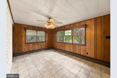 327 W Beech Street, Pottstown, PA 19464 - Photo 8
