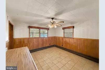327 W Beech Street, Pottstown, PA 19464 - Photo 14