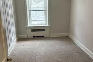 500 Manor House Ln, Willow Grove, PA 19090 - Photo 2