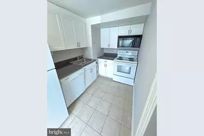 500 Manor House Lane #C3, Willow Grove, PA 19090 - Photo 4
