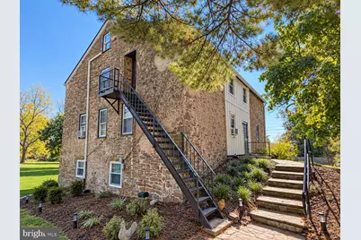 550 N Trooper Road #2, Norristown, PA 19403 - Photo 2