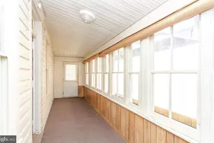 303 Glasgow St, Pottstown, PA 19464 - Photo 12