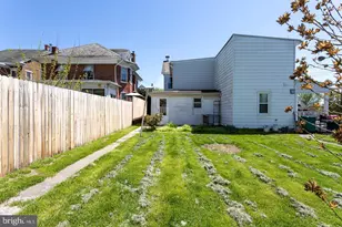 303 Glasgow St, Pottstown, PA 19464 - Photo 2
