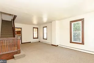 303 Glasgow St, Pottstown, PA 19464 - Photo 4