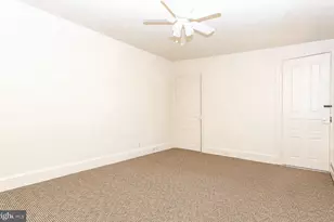 303 Glasgow St, Pottstown, PA 19464 - Photo 16