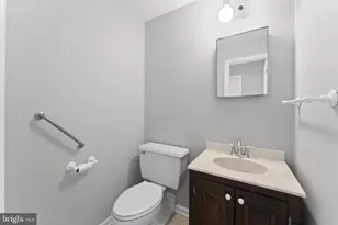 869 Laurel Ln, Harleysville, PA 19438 - Photo 12