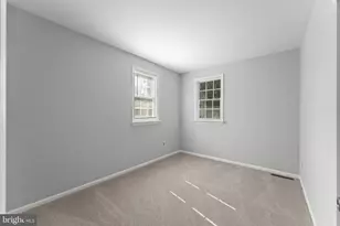 869 Laurel Ln, Harleysville, PA 19438 - Photo 18