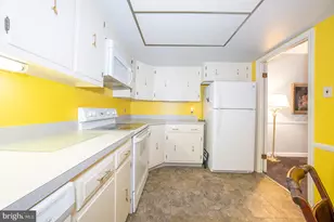 1219 W Wynnewood Rd, Wynnewood, PA 19096 - Photo 20