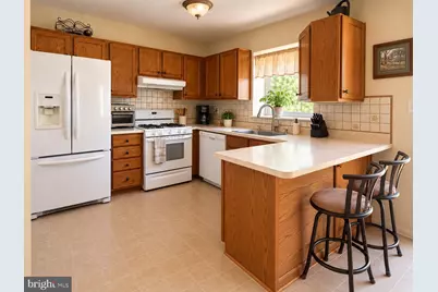 2473 Fieldcrest Avenue, West Norriton, PA 19403 - Photo 6