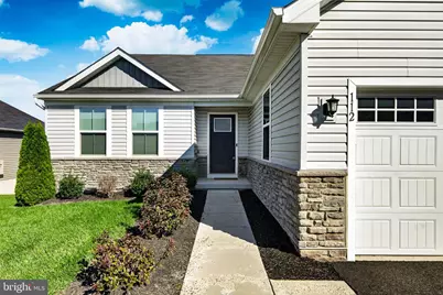 112 Zachary Way, Pottstown, PA 19464 - Photo 4