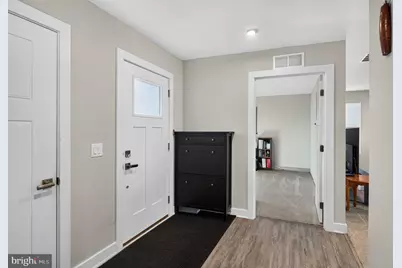 112 Zachary Way, Pottstown, PA 19464 - Photo 6