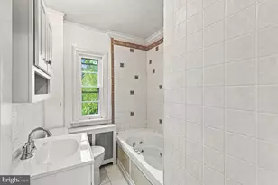 422 Tregaron Rd, Bala Cynwyd, PA 19004 - Photo 16
