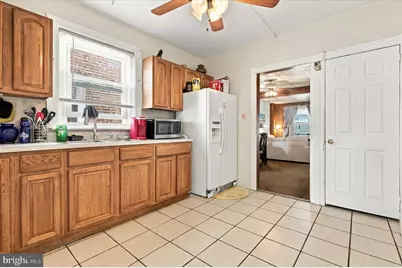 326 W 5th Street, Lansdale, PA 19446 - Photo 6