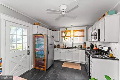 1721 Powell Street, Norristown, PA 19401 - Photo 12