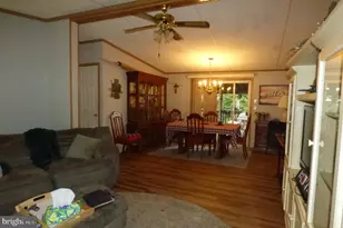 244 W 6th St, Red Hill, PA 18076 - Photo 6