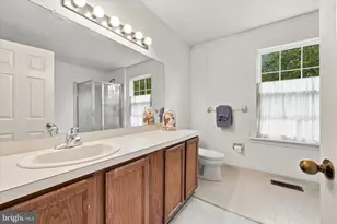 246 Tulip Tree Ct, Blue Bell, PA 19422 - Photo 24
