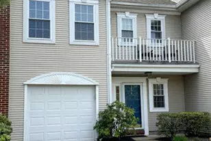 253 Valley Forge Lookout Pl, Wayne, PA 19087 - Photo 2