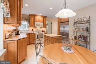 21 Spur Rd, Lansdale, PA 19446 - Photo 18