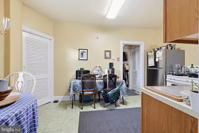 402 W Mount Carmel Avenue, Glenside, PA 19038 - Photo 8
