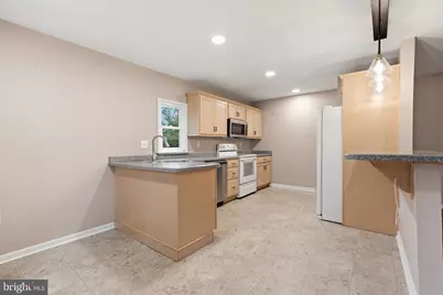 942 Green Street, Bridgeport, PA 19405 - Photo 12