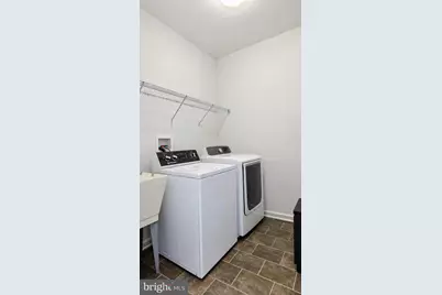 2690 Saint Victoria Drive, Gilbertsville, PA 19525 - Photo 32