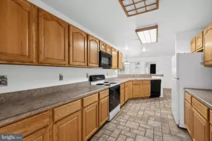 3072 Long Rd, Green Lane, PA 18054 - Photo 10