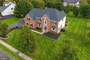 100 Bailey Dr, North Wales, PA 19454 - Photo 1
