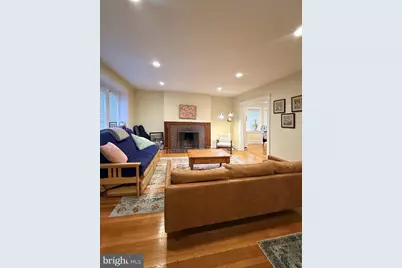 345 Trevor Lane, Bala Cynwyd, PA 19004 - Photo 2