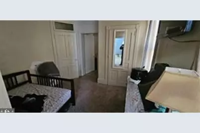421 W Marshall Street, Norristown, PA 19401 - Photo 2