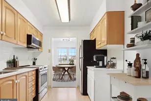 222 E Montgomery Ave, Ardmore, PA 19003 - Photo 4