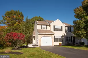 1262 Oxford Cir, Lansdale, PA 19446 - Photo 1