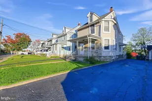 18 Center Ave, Willow Grove, PA 19090 - Photo 2