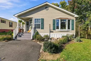 139 Creeks Edge Ct, North Wales, PA 19454 - Photo 1