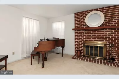 27 Village Drive, Schwenksville, PA 19473 - Photo 6