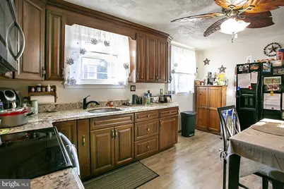 101 Colonial Drive, Norristown, PA 19401 - Photo 4