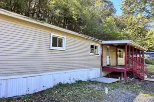 152 Hawsbrick St, Lewistown, PA 17044 - Photo 2