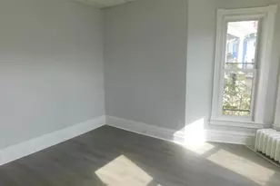 247 E 3rd St, Lewistown, PA 17044 - Photo 2