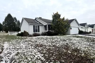 98 Greenfield Dr, Reedsville, PA 17084 - Photo 2