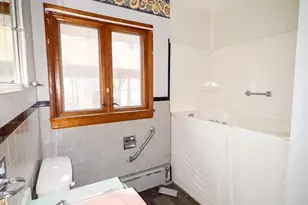 220 W 5th St, Lewistown, PA 17044 - Photo 8