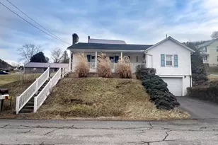 186 W Railroad St, Reedsville, PA 17084 - Photo 1