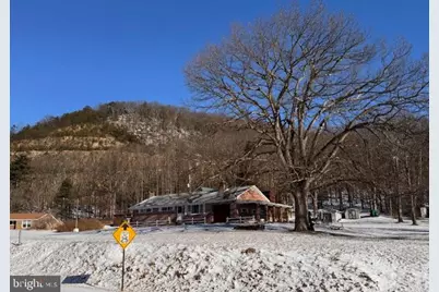 107 Pine St, Milroy, PA 17063 - Photo 8