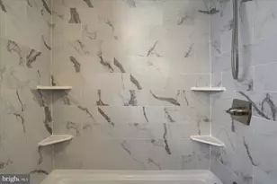 425 E Walnut St, Lewistown, PA 17044 - Photo 24