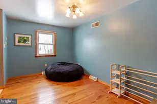 370 Summit Dr, Lewistown, PA 17044 - Photo 8