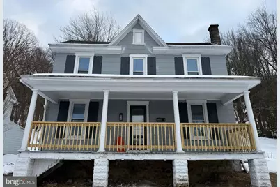 514 Highland Avenue, Burnham, PA 17009 - Photo 1