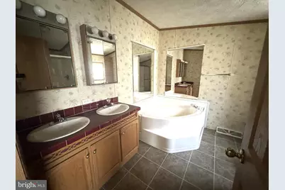 18 Maple Avenue, Granville, PA 17029 - Photo 12