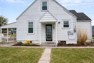 121 Queen St, Reedsville, PA 17084 - Photo 2
