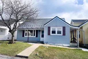 408 Harvard St, Lewistown, PA 17044 - Photo 2