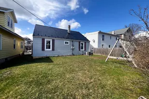 408 Harvard St, Lewistown, PA 17044 - Photo 4