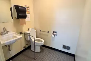 401 Yale St, Lewistown, PA 17044 - Photo 12