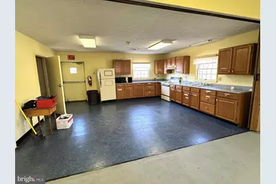 401 Yale Street, Lewistown, PA 17044 - Photo 4